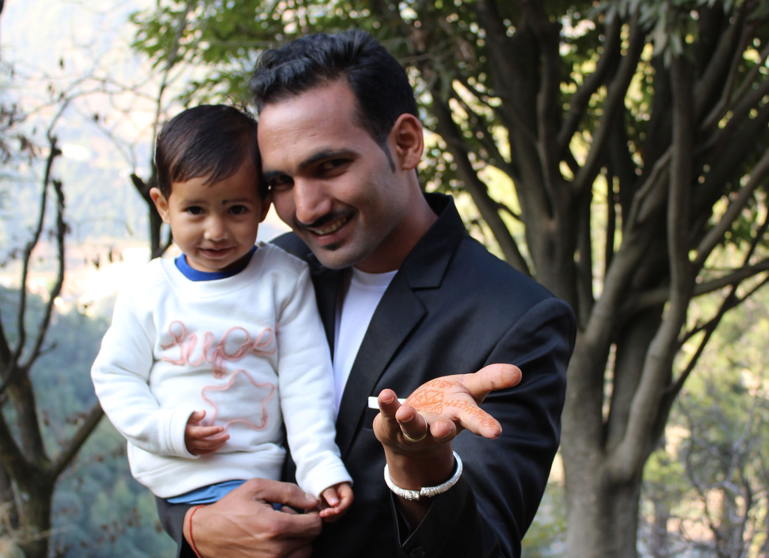 inder singh with daughter lavina thakur