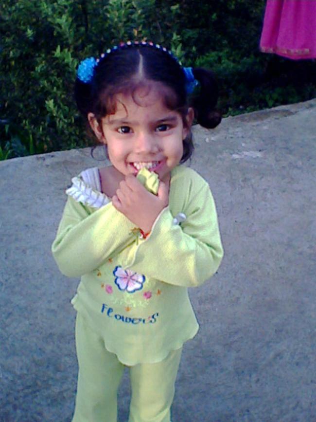 Apna choti bhanji bachi divya