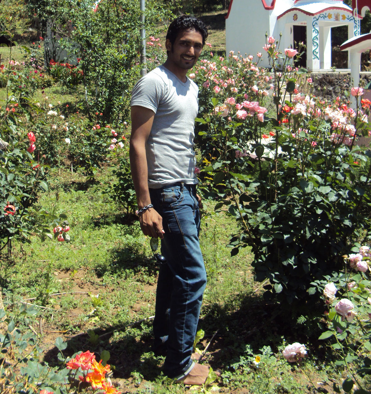 Inder Singh at new Dhangsudhar Mandir Mandi Himachal Pradesh