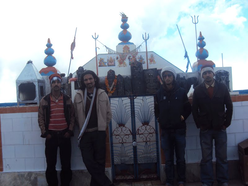 Inder Singh And Nima Negi , And Friends On Hills of Janjalhi and Shikari Devi Mandi Himachal India