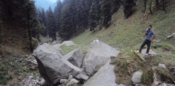 Beautiful view of Bada Nirol Vally Kamrunag and Shikari Devi Hills