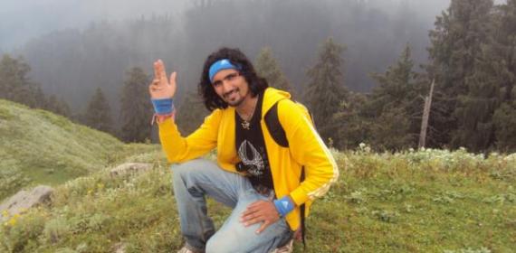 Sab Moh Maya Hai Jai ho shikari mata ki inder Singh on Hills 2009