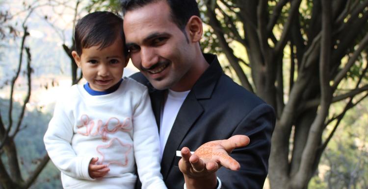inder singh with daughter lavina thakur